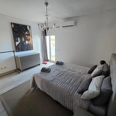 Vila Casa Madalena